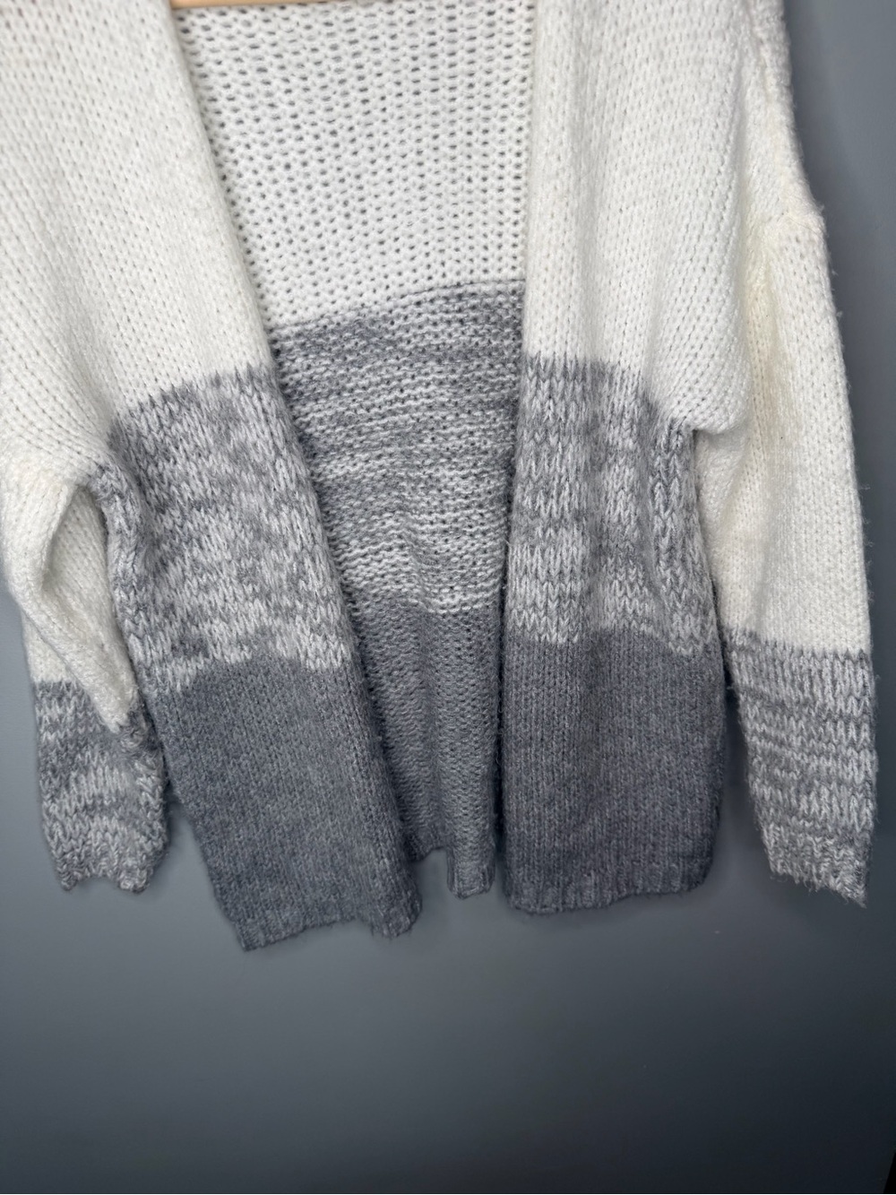 Anthropologie Vera Grey Colorblock Cardigan - Picture 5 of 10